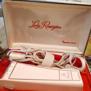 Lady Remington Pink Electric Shaver